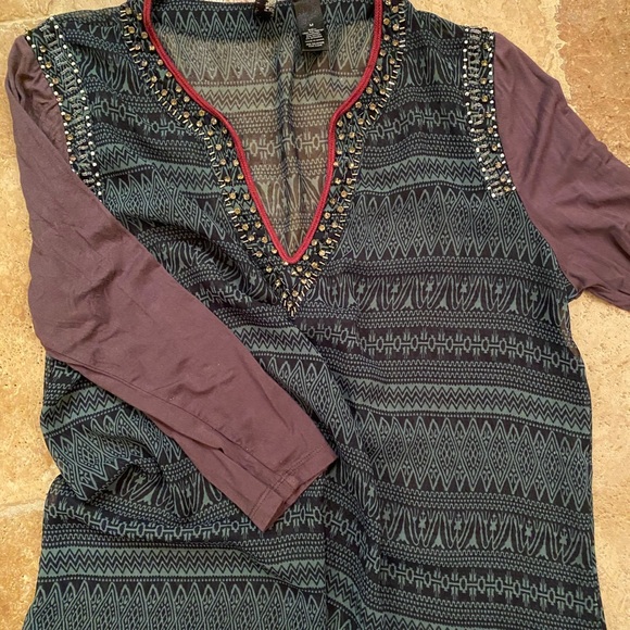 Blouse - Picture 3 of 4